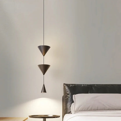VertaLuxe | Elegant Vertikal Loftlampe