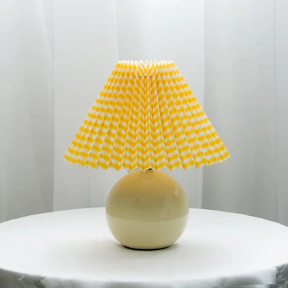 PleatLuxe | Vintage bordlampe med elegant plisseret skærm