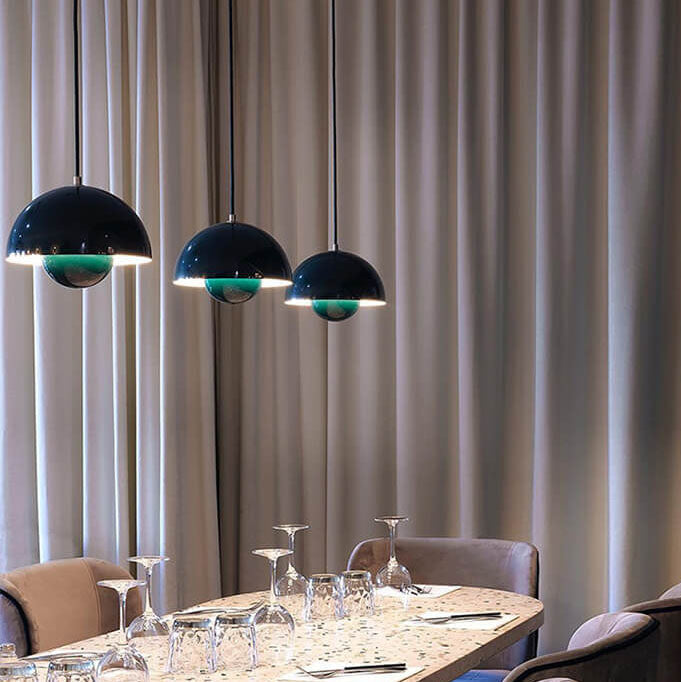 ZenithSphere | Moderne loftlampe med halvkugleformet design